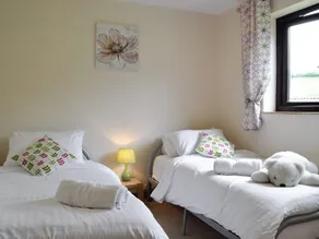 2 bedroom accommodation in Heyope, near Knighton - Image 4
