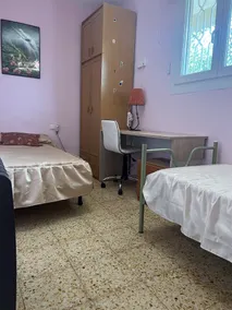 4 bedroom villa in Lliria - Image 3