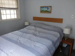 Raised Ranch Style house Close To Beach, Shops and Eateries! - Image 4