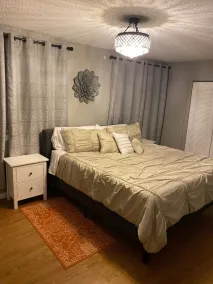 Coastal Gem Just Minutes from the Beach! 🏝 - Image 5
