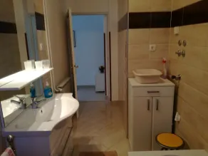 Apartment with lots of space, peace,good vibrations,garden,barbecue,concerts,sports - Image 2