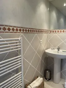 Beautiful traditional house 1 minute from the Square - Image 2