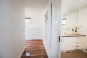 Luxurious Beachfront Modern House, St Leonards, VIC\nWheelchair access & Elevator - Image 2