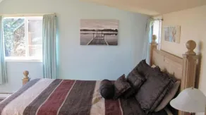 Beach Retreat House w/Ocean Views, Covered Hot Tub, & Large Fenced Yard - Image 4