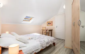 Nice Home In Zubovici - Image 5