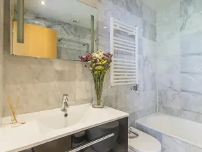 Gotisk kvarter 3 værelser 8 pax med pool og balkon - gratis WiFi - Image 5