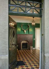 House - Image 2