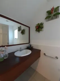 House with 5 bedrooms (4 suites) in Angra dos Reis - Image 2
