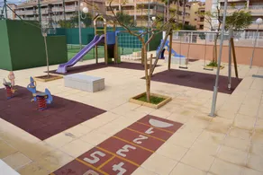 Neue Wohnung mit großer Terrasse mit Wifi bei 200 mtrs. vom strand entfernt - Image 2