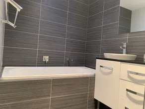 Modern 4 bedroom Townhouse @Ford with Free Parking and Brilliant Location - Image 5