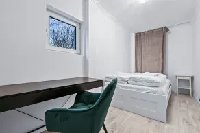 Śródmieście Warsaw Muranów Apartments with Parking by Noclegi Renters - Image 5