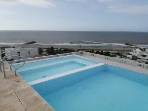 Apartamento amoblado a 5 minutos del aeropuerto, con  excelente vista al mar. - Image 4