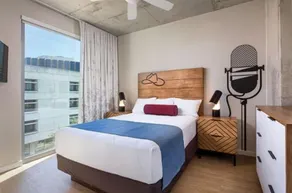 2BD/Austin - Full Kitchen, W/D, Balcony, Fire Pit! - Image 5