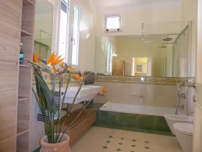 Villa de lujo con piscina, 3 dormitorios y 2 baños, terraza, pérgola, jardìn - Image 2