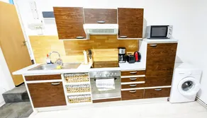 Central apartment for 3 people with kitchen & washing machine - Image 5
