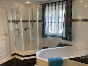 Pino24 Comfort vacation apartment 127m², pool and sauna, 3 bathrooms/WC, max. 12 persons - Image 4