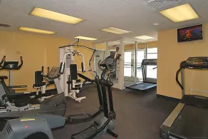 Bay Watch 522, 2 chambres Beachfront Condo, un bain à remous et une connexion Wi-Fi gratuite! - Image 2
