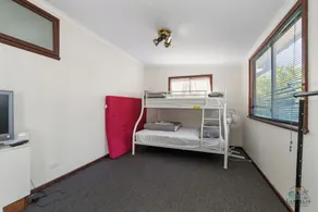 The Newby - Image 5