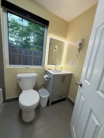 North Bay Inn - Image 2