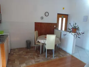 Ferienwohnung Mit Terasse und Klimaanlage - Image 5