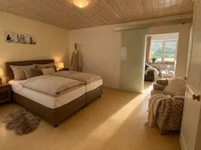 Neu Renovierte Moderne Wohnung am Rhein mit Garten u Burgblick - Image 5