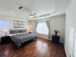4 BR home quiet and peaceful - Image 4