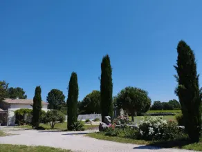 Sur Ardèche Mazet con piscina privada, gran jardín plano - Image 3