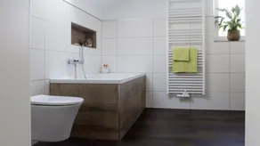 Apartment-Standard-Shared Bathroom - Image 5