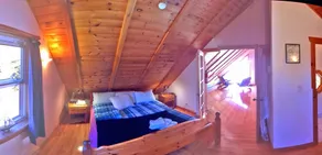 DIRECTLY BY THE SEA with fantastic panoramic views and private beach + jetty - Image 4