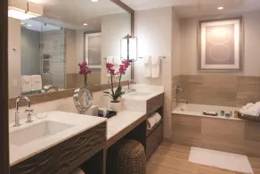 Maliula 2-Bdrm Superior,Unique Contempprary Traditional Hawaiian Interiors - Image 5