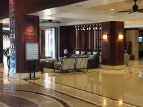 Wow!-Best of HK-Inner Courtyard-Ocean Views-Steps to Beach & Pool-100+ Reviews - Image 2