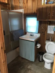TUG HiLL Cabin on Twin Pond Farm - Image 2