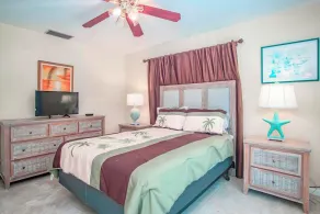 Hidden Paradise 3bed/3bath single family home with open water views & dockage - Image 4
