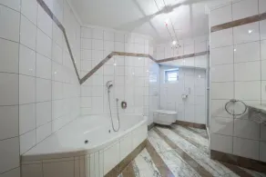 Marys Holiday Penthouse - Image 5