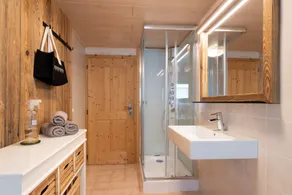 Chalet 'Kasern' con vista sulle montagne, terrazza privata e Wi-Fi - Image 4
