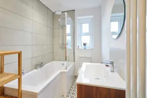 Host & Stay - Cheviot Street - Image 3
