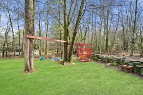 Sunset Estate in the Catskills - Image 5