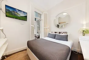 Rocks Boutique Cottage A - Image 4