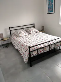 Appartement rénové à Serres-sur-Arget avec piscine - Image 4
