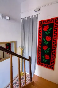 Lovely & Cozy Apartment with Magnificent Sea View, near the center - Image 2