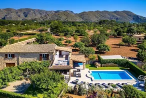 Finca Rever, pool, Wifi, barbecue, 5 bedrooms, 3 bathrooms, quiet location - Image 4