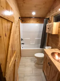 Rustic but modern  log cabin in Montello on 10 acres 1/2 hour from WI Dells - Image 3