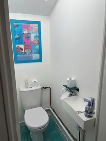 Maison familiale à 3 minutes à pied de la plage, proche du centre avec ses vélos - Image 5