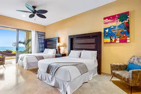 Beachfront dream retreat with pool, tennis & gym access - washer/dryer, AC - Image 4