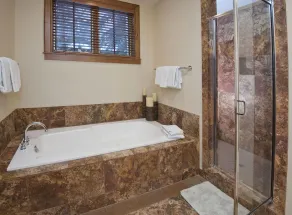 Bearpaw D1 condo - Image 5