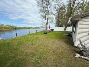 Salmon River Waterfront Cottage (w / tilgængelig båd slip) - Image 5