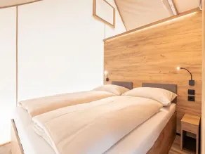 Luxurious Safari Tent With air Conditioning - Image 4