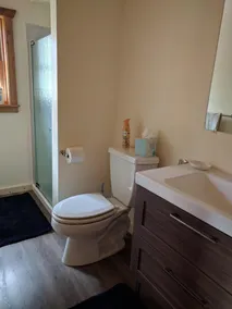 Spacious cabin in gated community. - Image 2