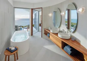 Southern Ocean Lodge, Beckons - Image 3
