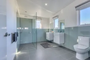 Peters and suzies Beach House - Image 4